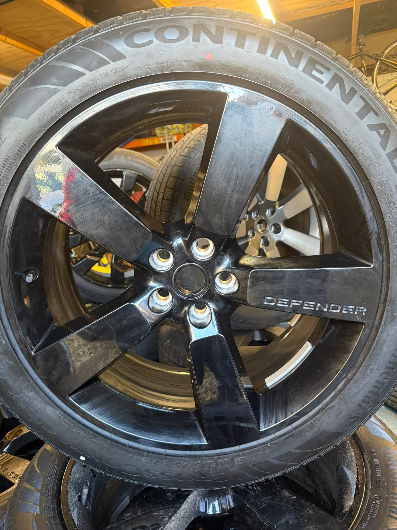 4 x 22” black 5 Spoke Original Landrover